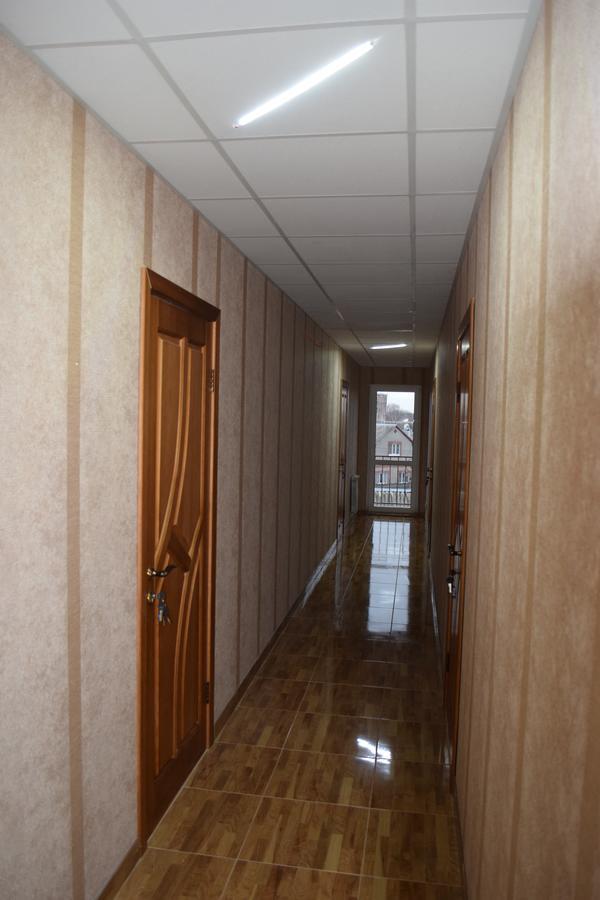 Veles Hotel Brovary Bagian luar foto